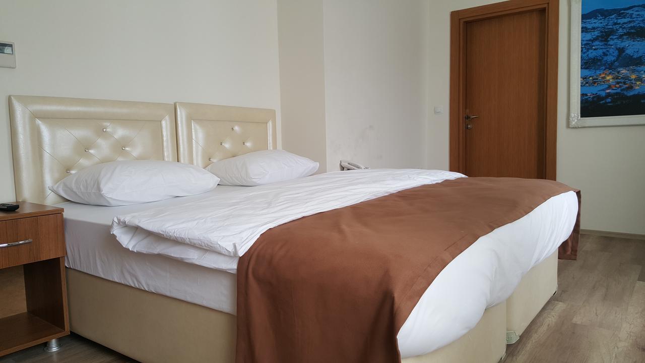 Sanli Hotel Blue Трабзон Екстериор снимка