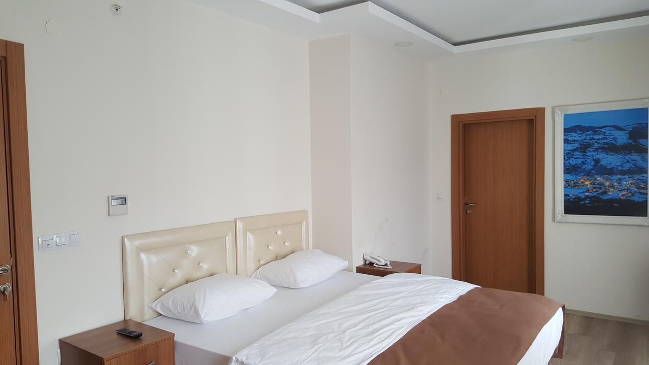 Sanli Hotel Blue Трабзон Екстериор снимка