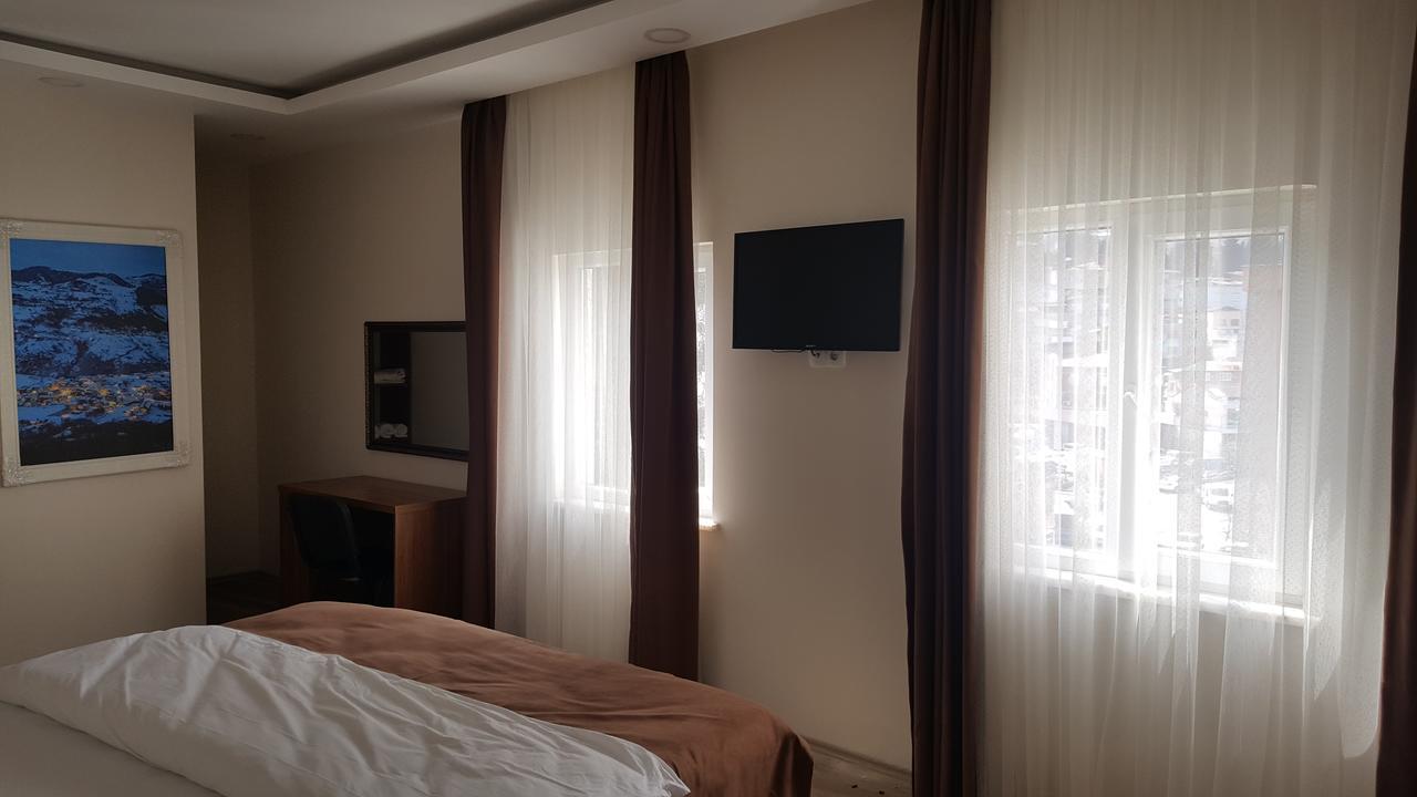 Sanli Hotel Blue Трабзон Екстериор снимка